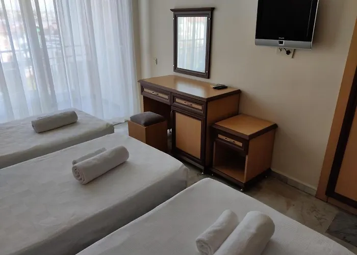 Oezguerhan Готель 3*