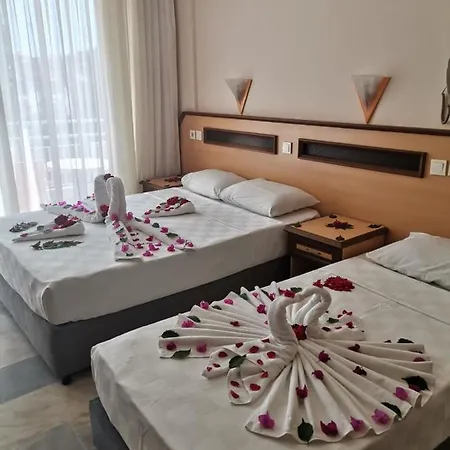 Oezguerhan Hotel