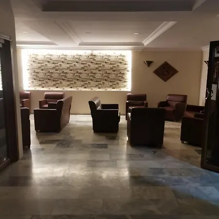Oezguerhan 3*