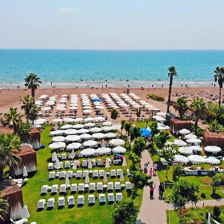 Oezguerhan Hotel 3*