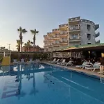 Oezguerhan Side
