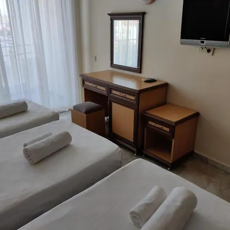 Oezguerhan Hotel 3*