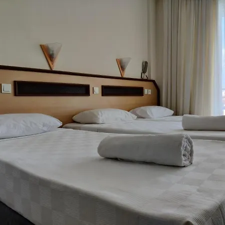 özgürhan 3* Side