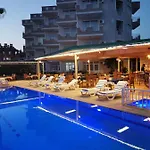 호텔 Oezguerhan 3*